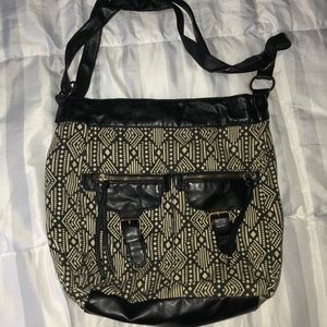 Mossimo cream/black aztec print crossbody bag